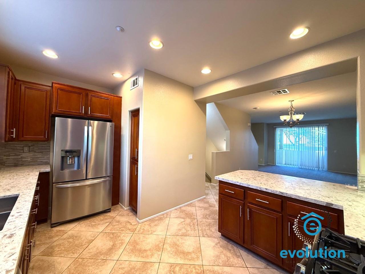 16938 Hutchins Lndg - Photo 3 of 11