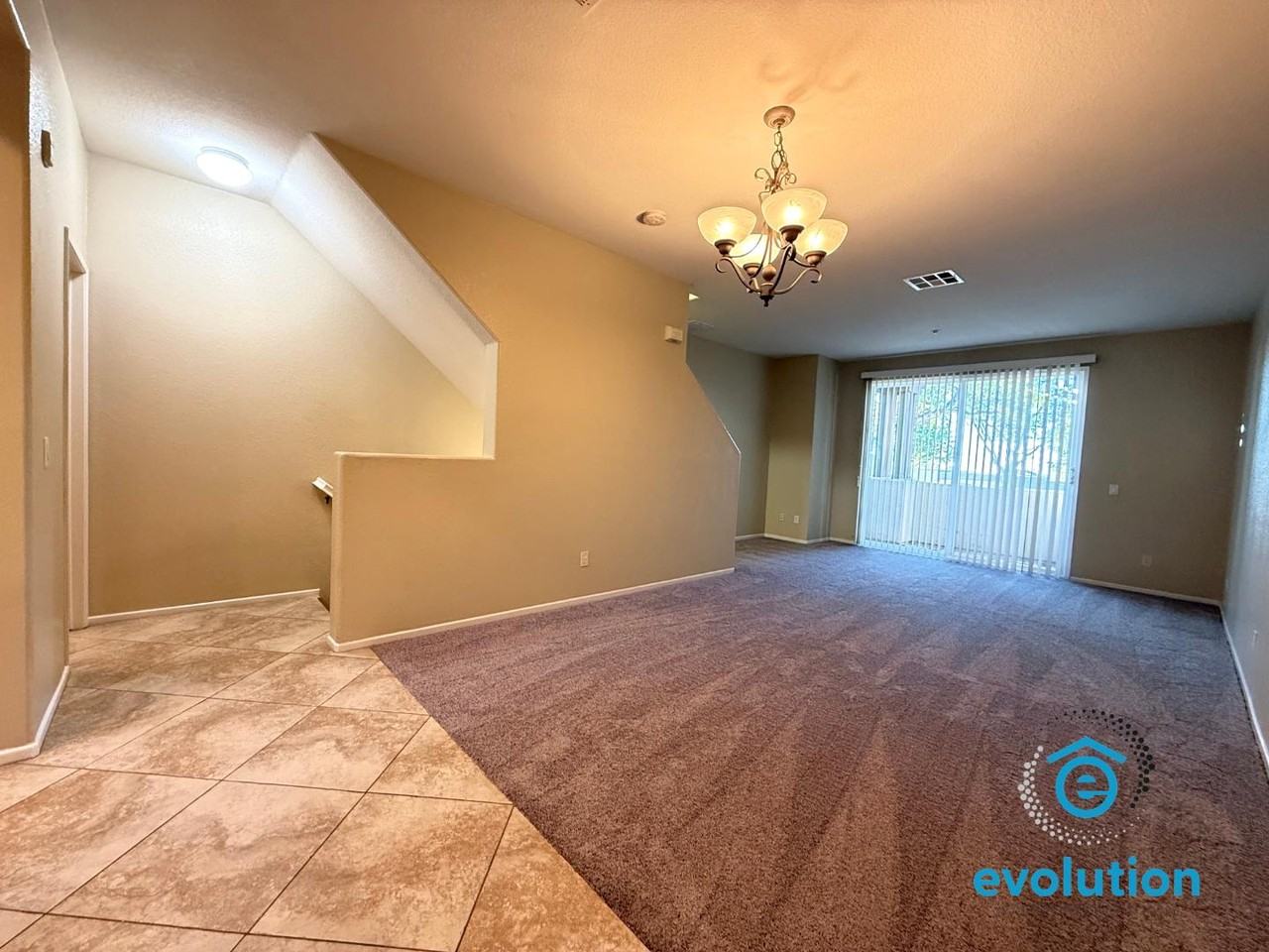 16938 Hutchins Lndg - Photo 4 of 11