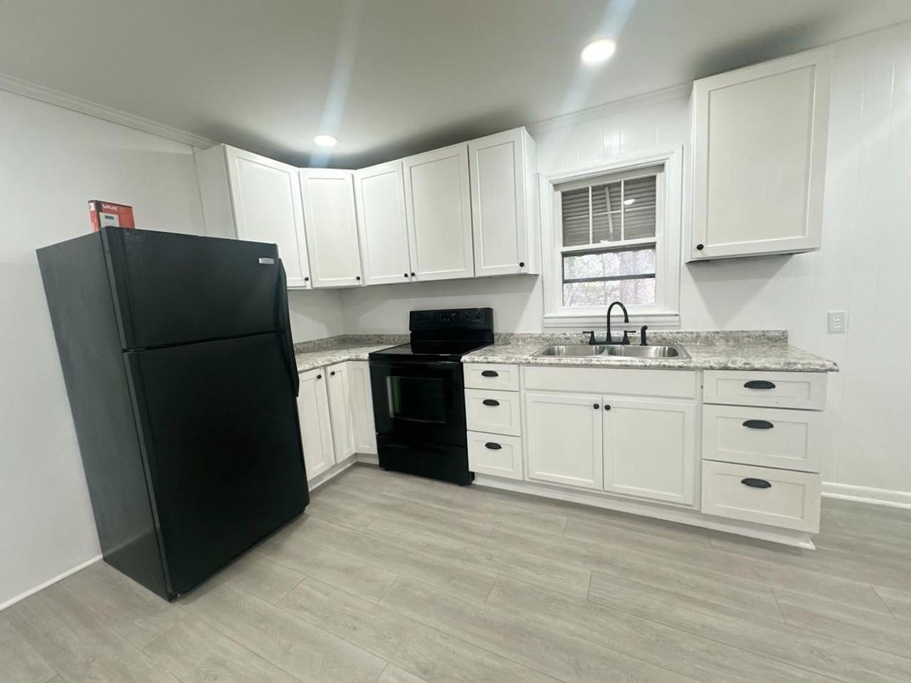 138 Busha St - Photo 6 of 20