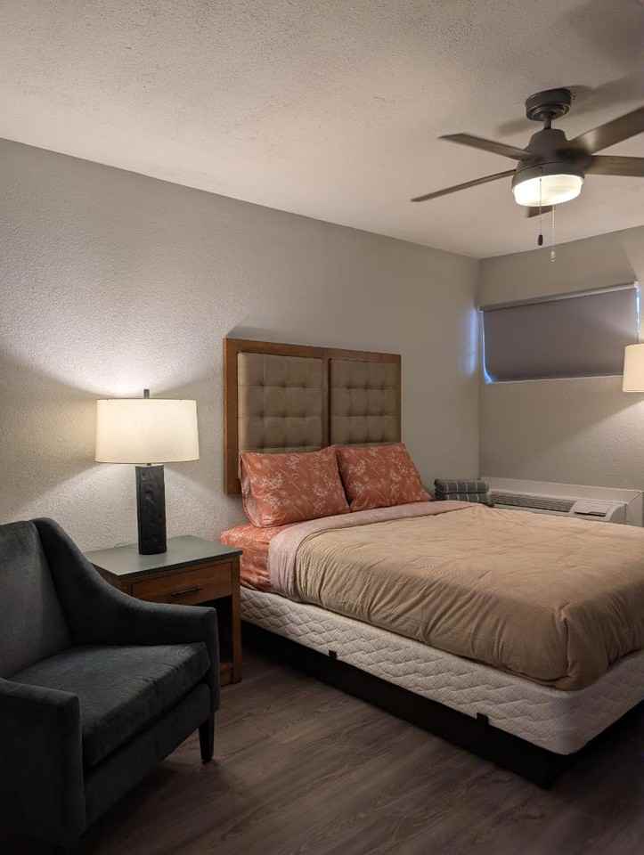 6633 Studios - Photo 3 of 10