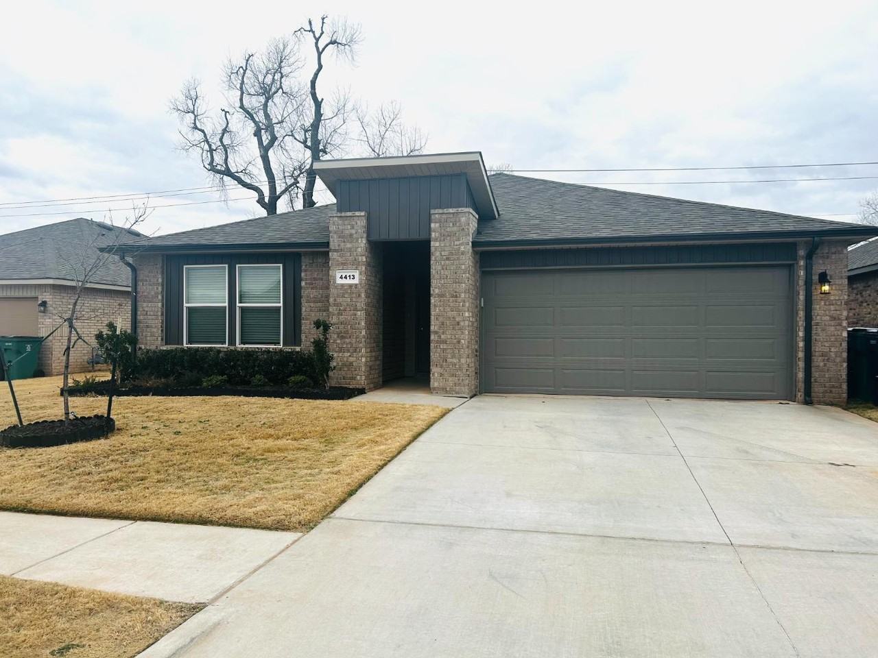 4413 Palmetto Bluff Dr - Photo 2 of 20