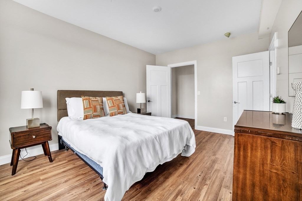 127 Centre St #405 - Photo 6 of 10