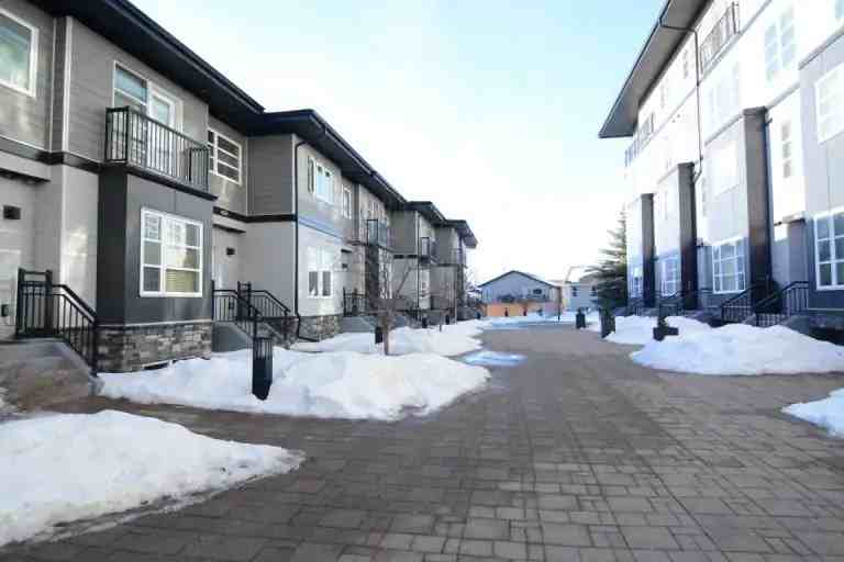 2660 22 St #5408 - Photo 2 of 15