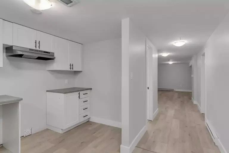 9 Rockford Pl #2 - Photo 3 of 20