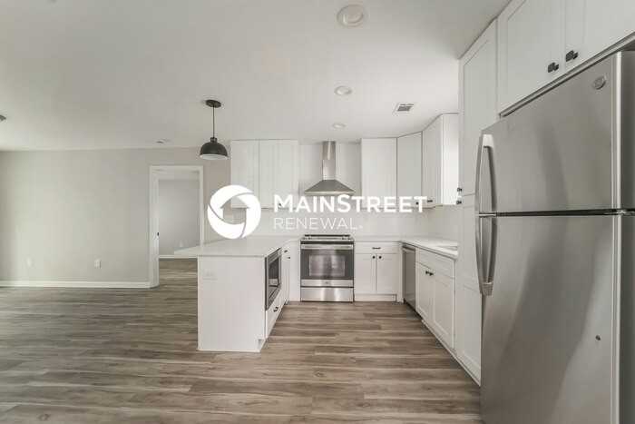 2824 Beech Nut Rd - Photo 7 of 16