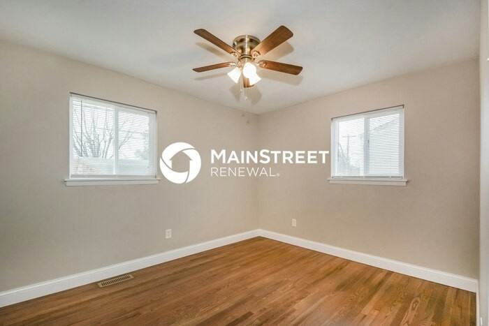 8 Preakness Dr - Photo 6 of 17