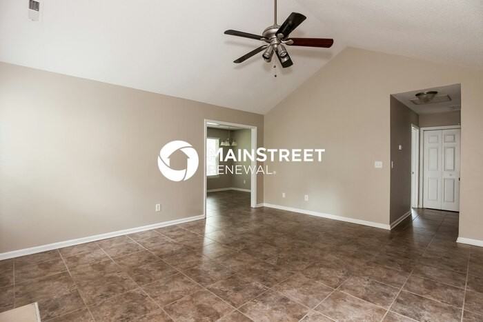 8625 Flowers Ct - Photo 3 of 15