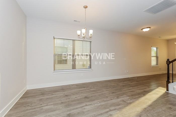 2107 Hospitality Ln - Photo 5 of 20