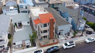 929 W Balboa Blvd #B - Photo 1 of 1