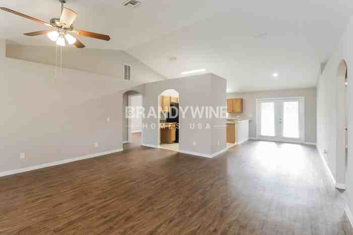 6272 Layton Ave - Photo 7 of 20