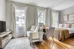 53 Leroy St #2B - Photo 1 of 1