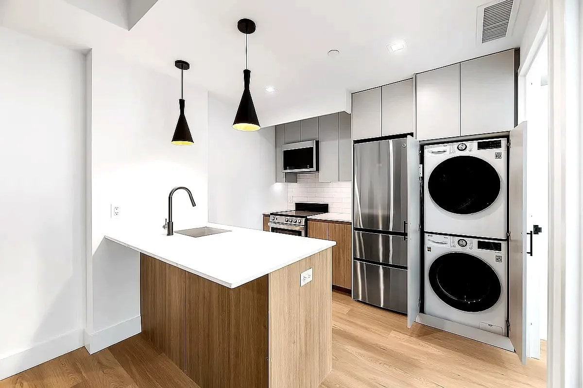 63 Pitt St #7A - Photo 5 of 7