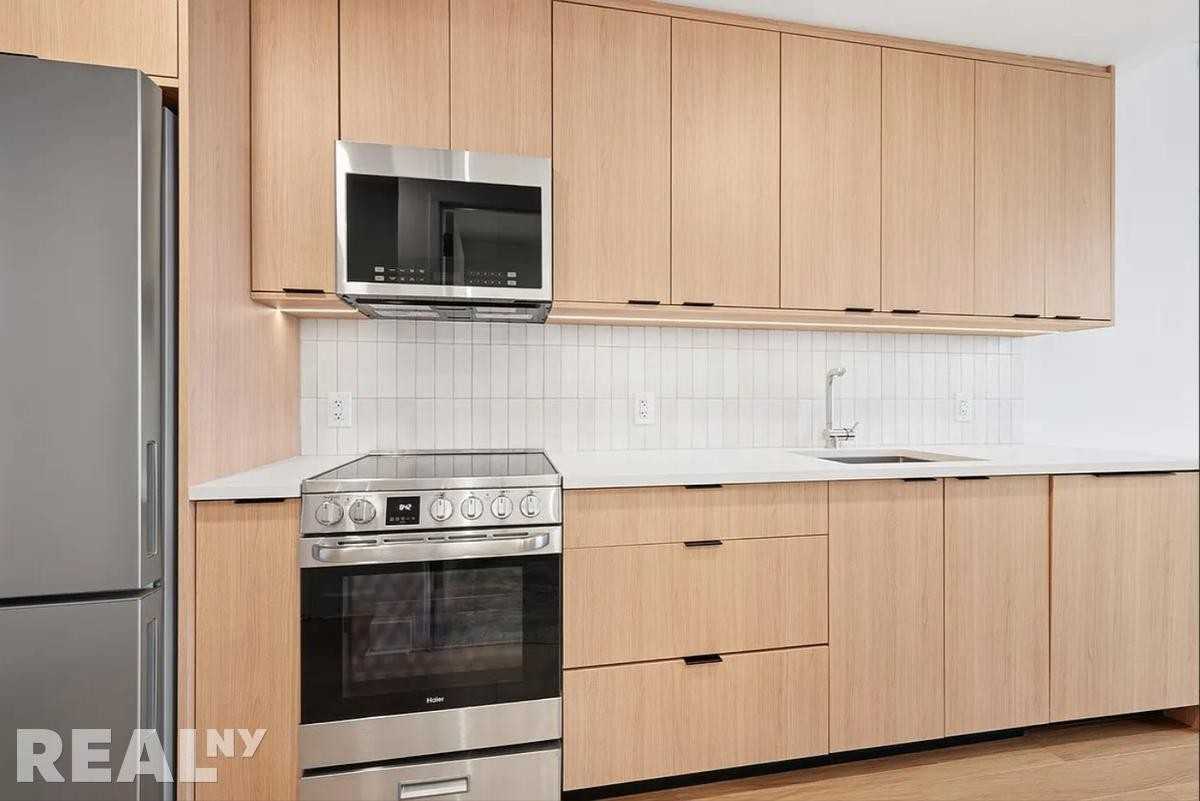 President St #907 - Photo 4 of 15