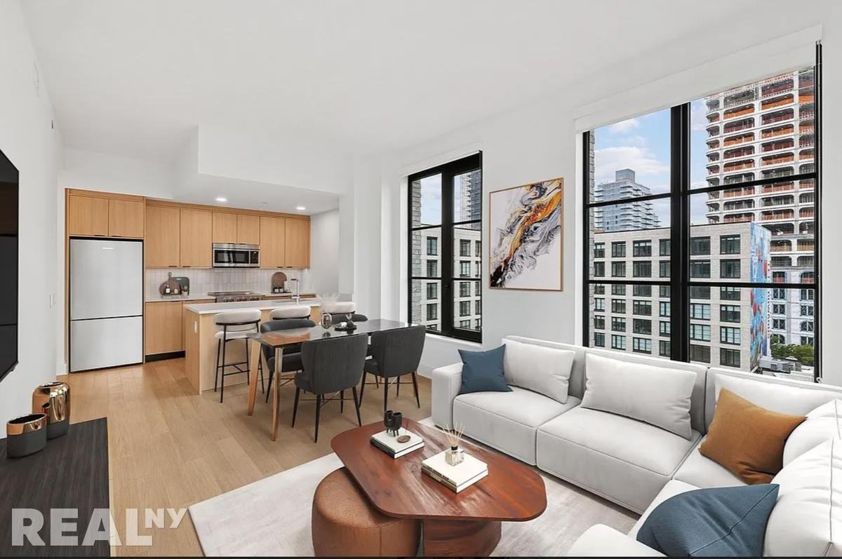 President St #612 - Photo 2 of 14