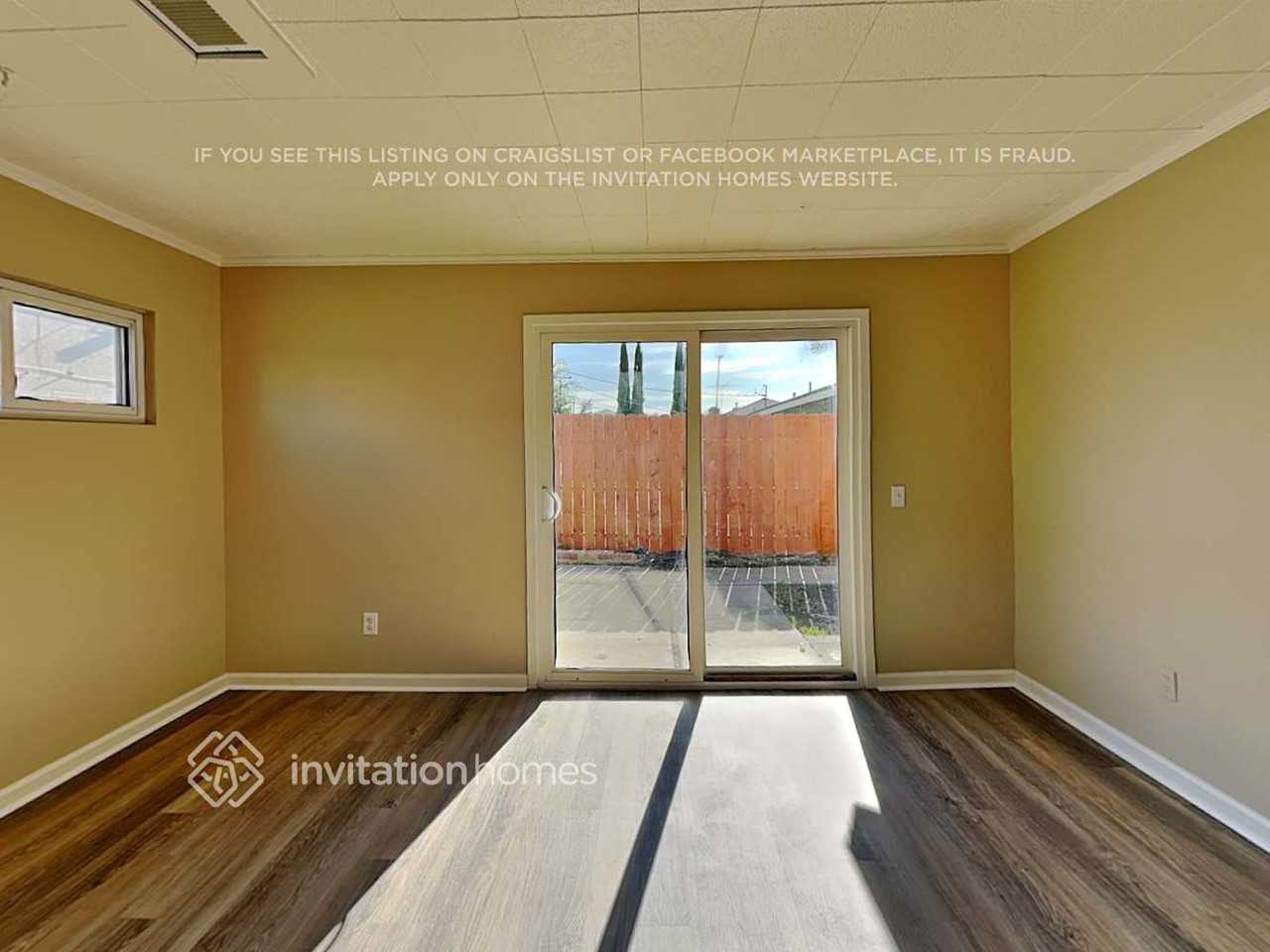 10326 Pendleton St - Photo 6 of 20