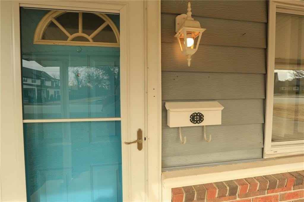 804 Nw 8th St - Photo 6 of 32