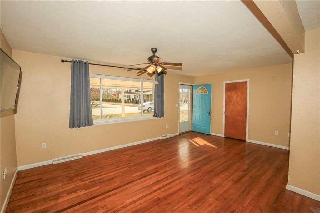 804 Nw 8th St - Photo 7 of 32