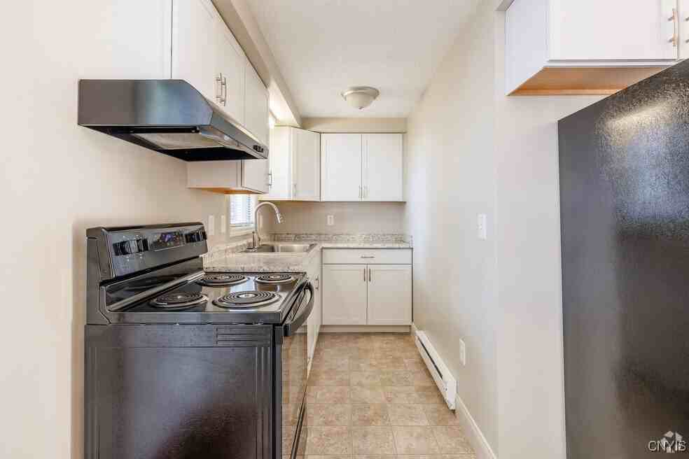 127 Spring Ave - Photo 3 of 15