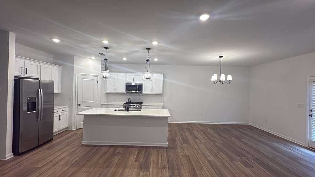 320 Silverleaf Trl - Photo 7 of 36