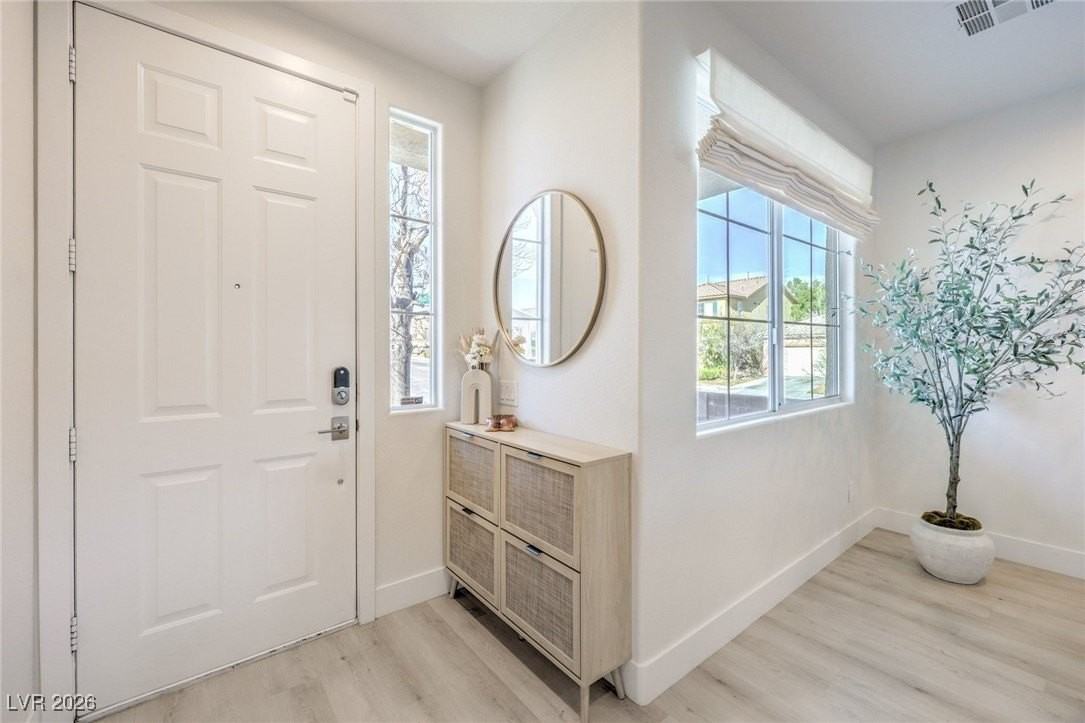 5404 Avent Ferry St - Photo 2 of 39