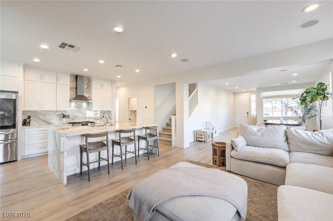 5404 Avent Ferry St - Photo 7 of 39