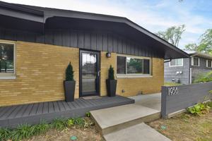 featured image of 1936 E Greenwood St