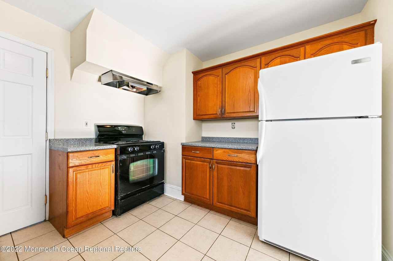 13 Lake Dr - Photo 5 of 18