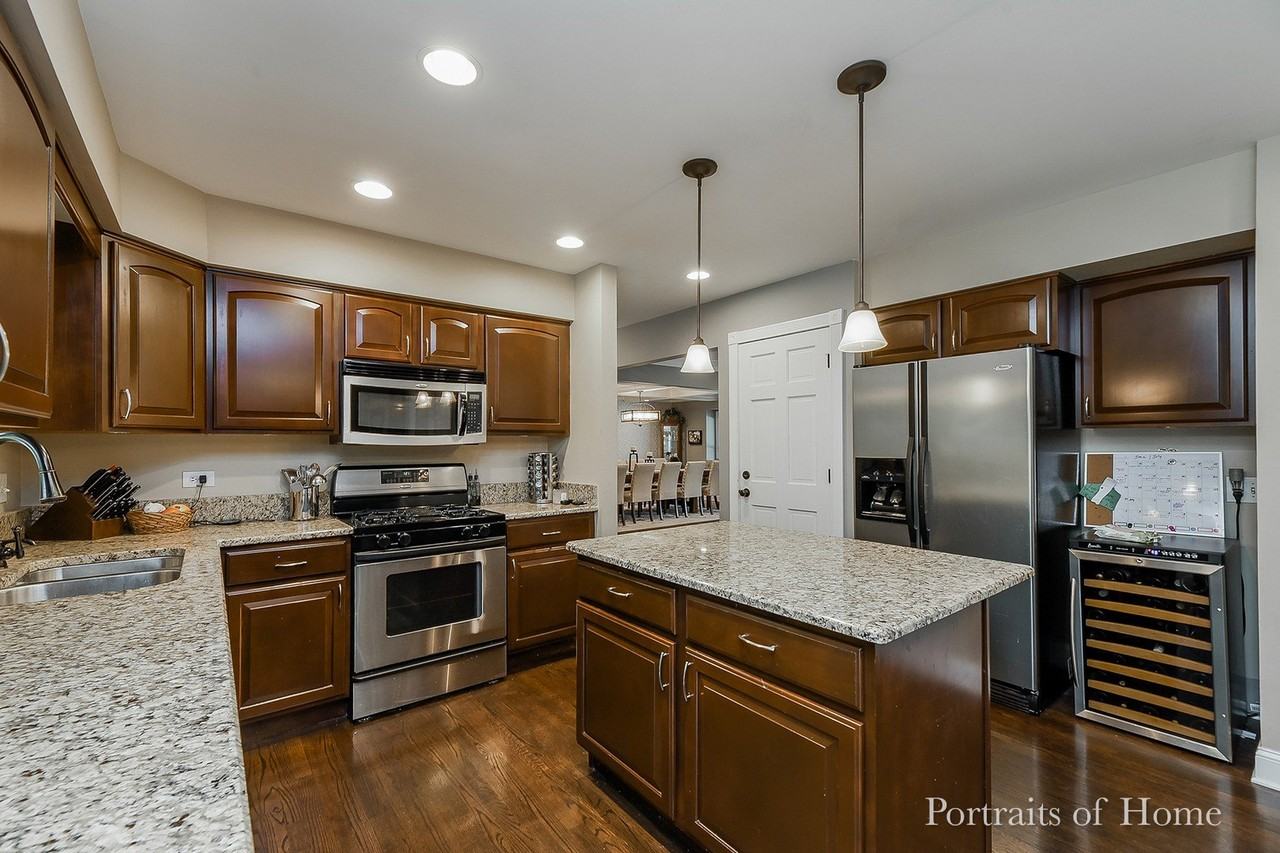 1803 Denison Rd - Photo 5 of 24