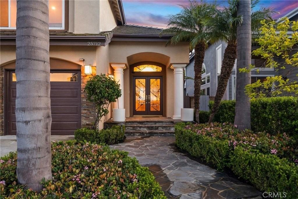 25712 Wood Brook Rd - Photo 2 of 50