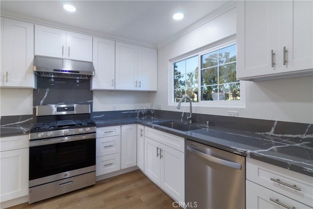 31 Windjammer - Photo 2 of 31