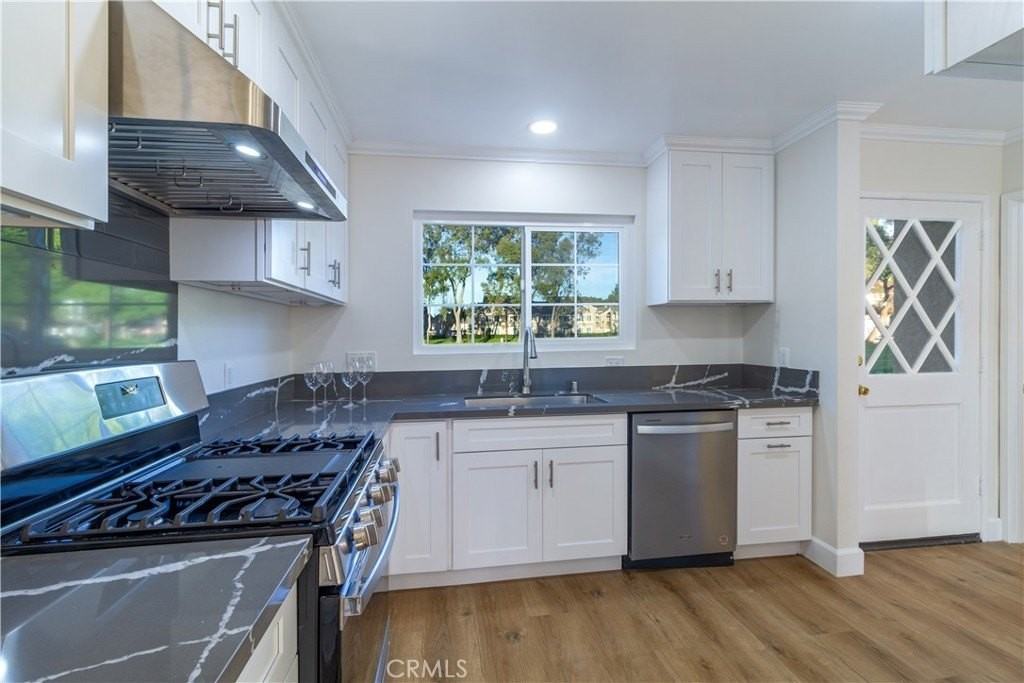 31 Windjammer - Photo 3 of 31