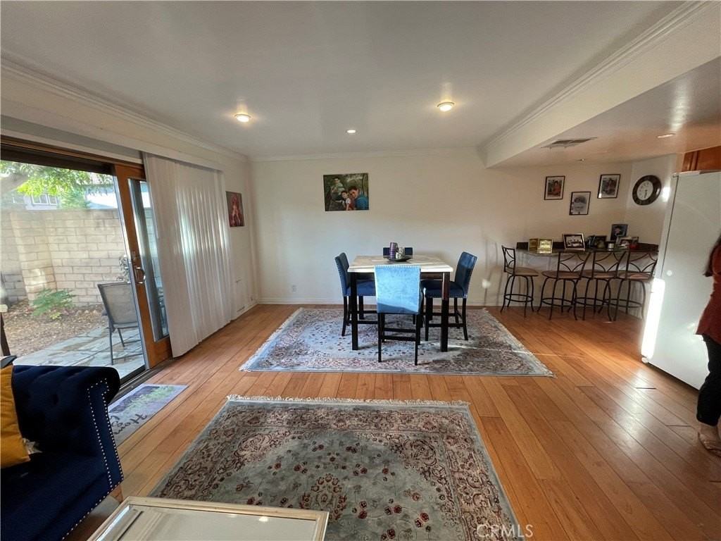 6625 Wilbur Ave - Photo 3 of 33