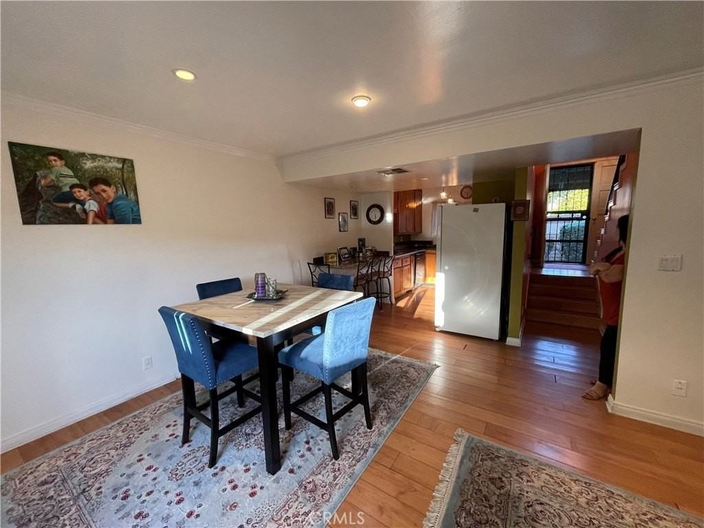 6625 Wilbur Ave - Photo 6 of 33