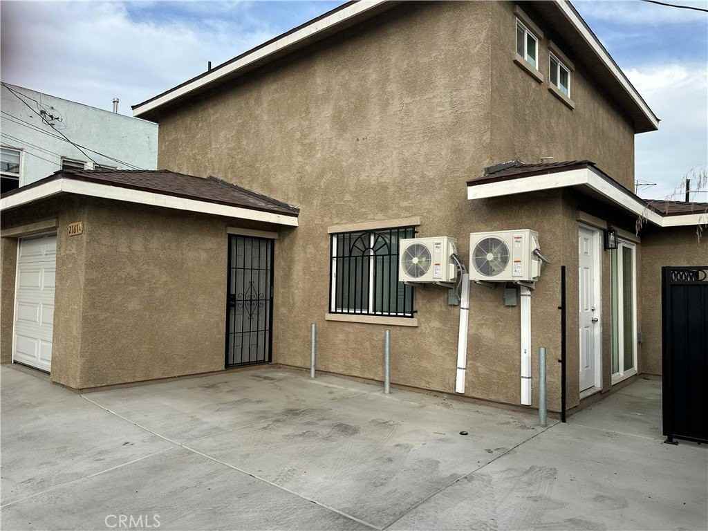 2161 Myrtle Ave #A - Photo 2 of 14