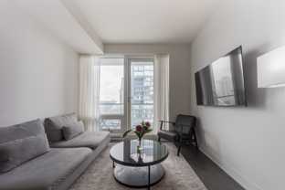 1288 Rue Saint-Antoine Ouest #4705 - Photo 1 of 1