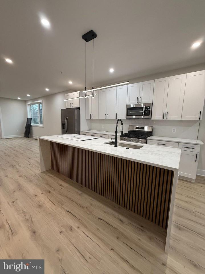 2909 N St Se Unit B #B - Photo 5 of 21