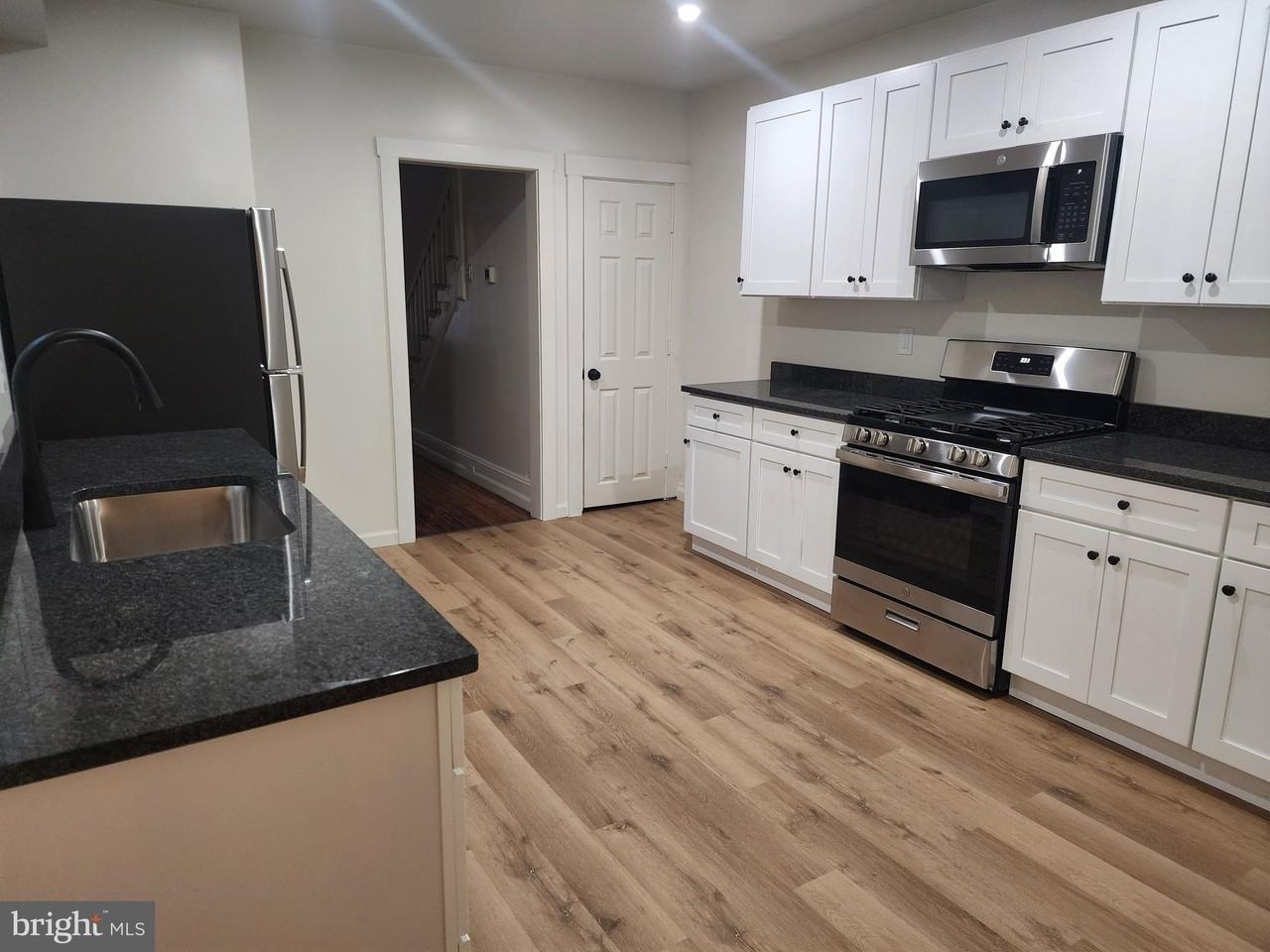 311 S 1st Ave - Photo 2 of 10