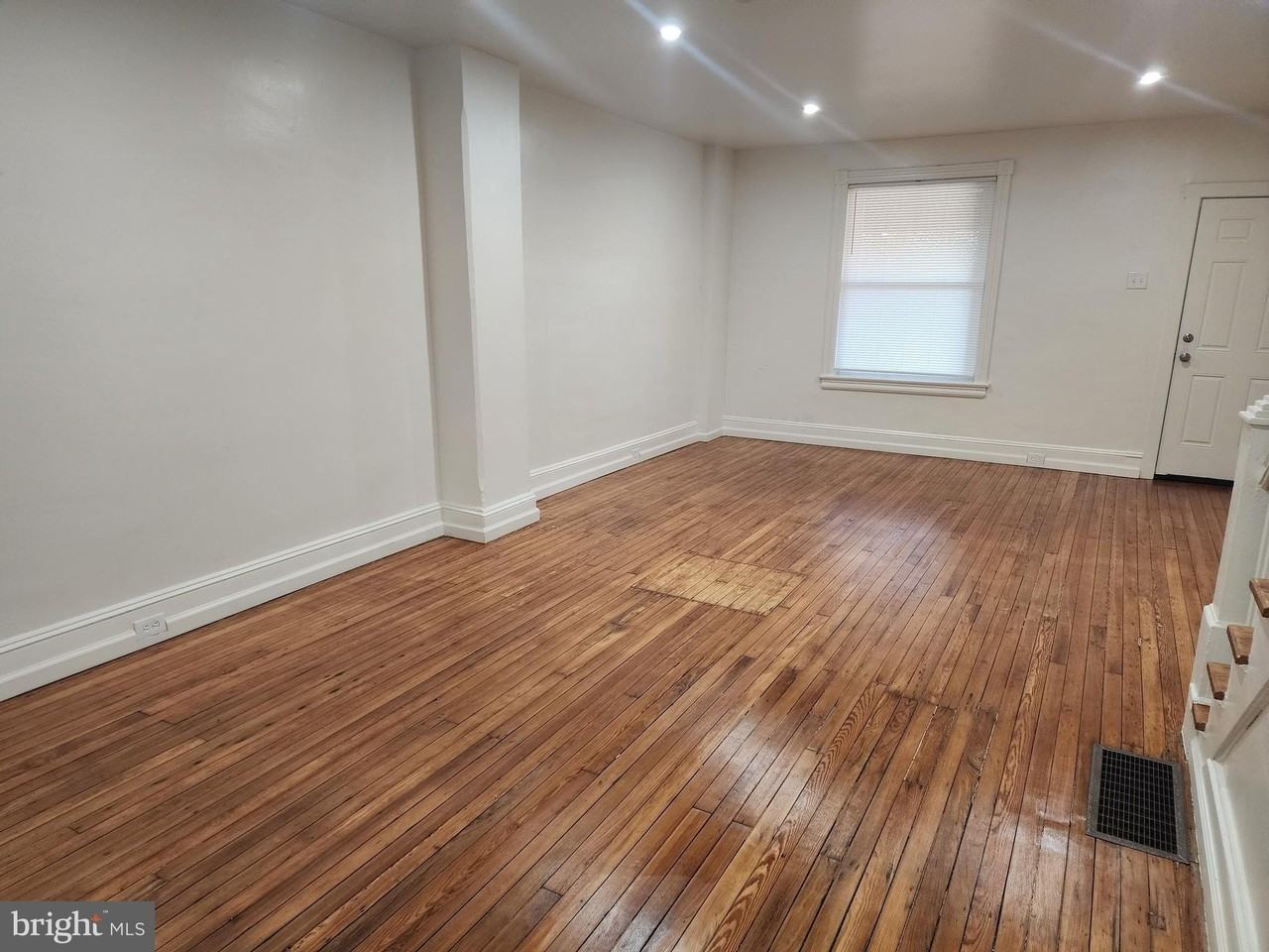 311 S 1st Ave - Photo 3 of 10