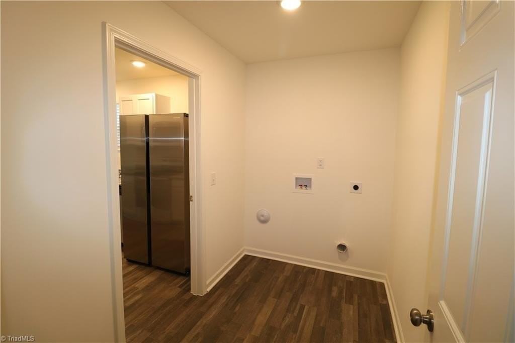 757 Whitney Rd - Photo 4 of 19