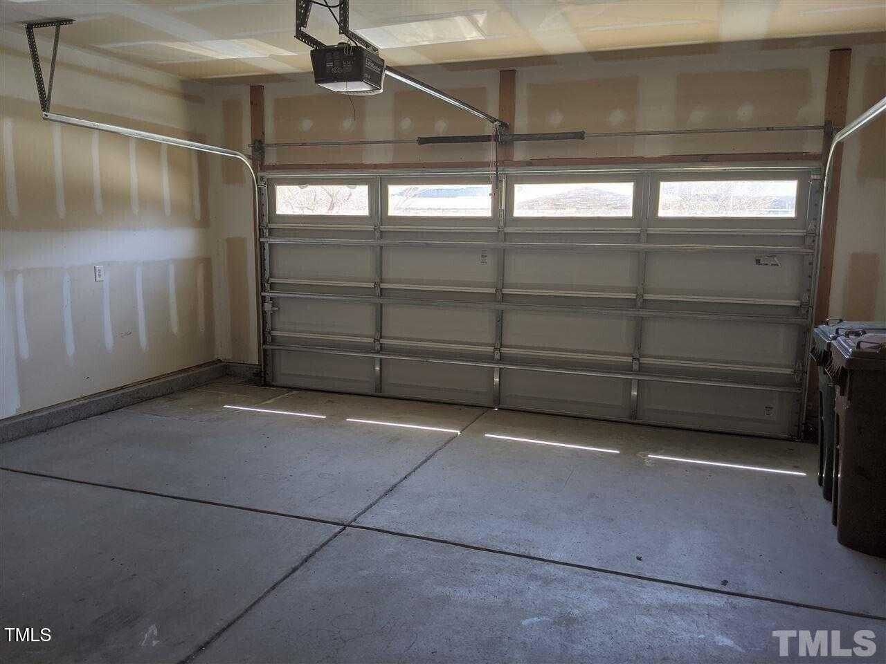 816 Nanny Reams Ln - Photo 7 of 13