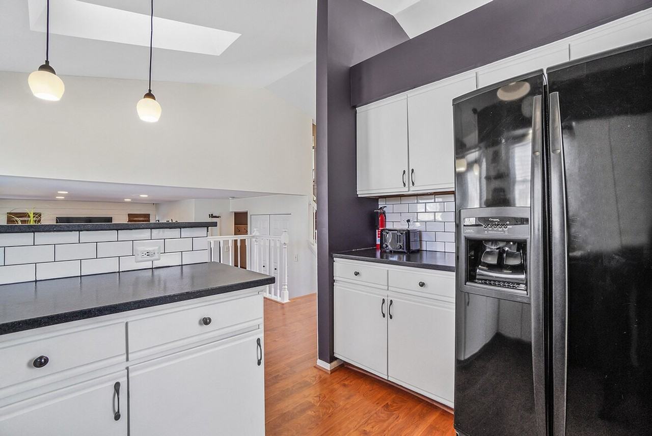 1191 Easton Dr #1285069P - Photo 3 of 26