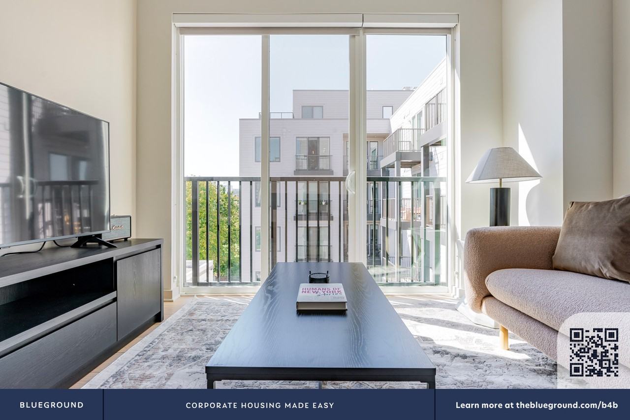 60 I Street Southwest - Photo 6 of 40