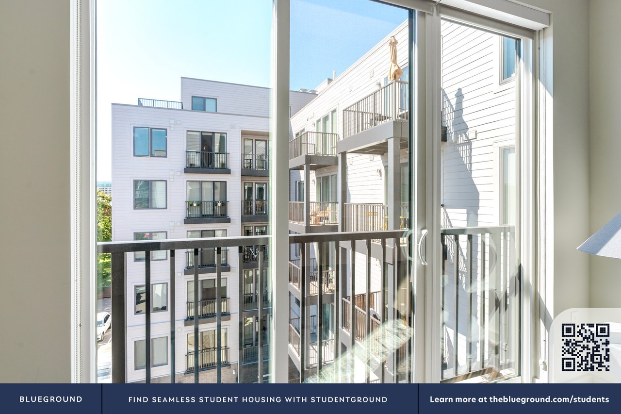 60 I Street Southwest - Photo 7 of 40