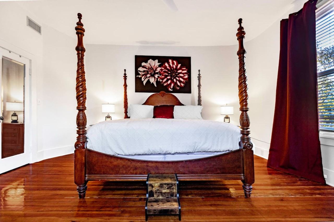 205 Se 7th St #1359091P - Photo 5 of 13