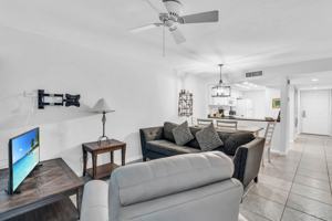 featured image of 600 Neapolitan Way