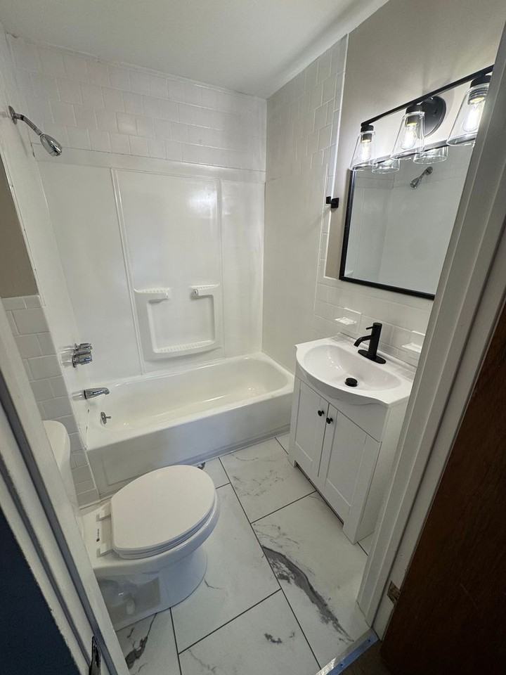 96 Main Street Epping LLC - Photo 4 of 15