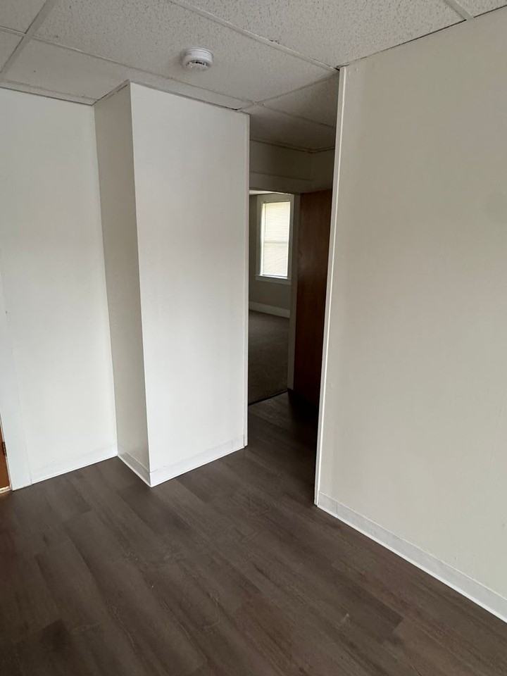 96 Main Street Epping LLC - Photo 7 of 15