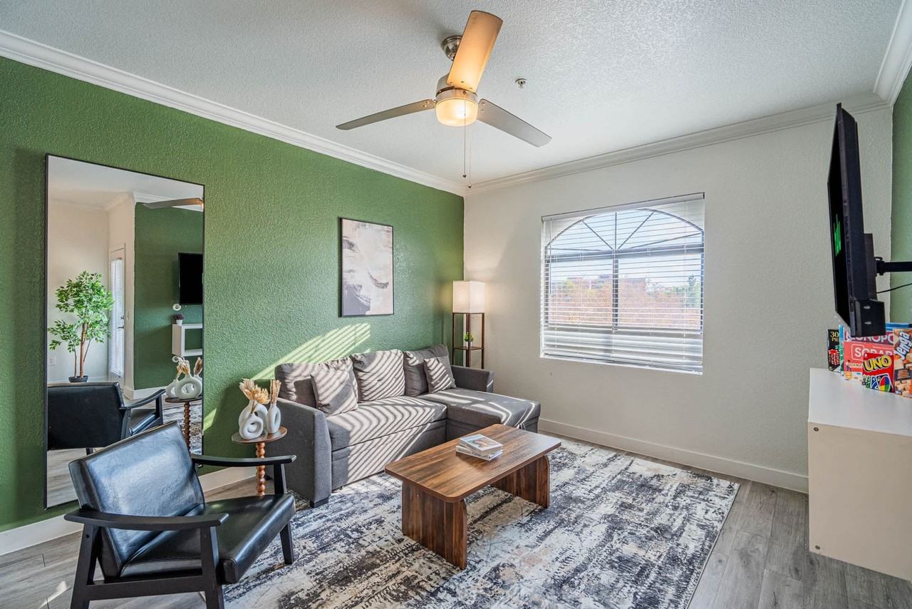 2150 S 55th St #1386552P - Photo 4 of 50