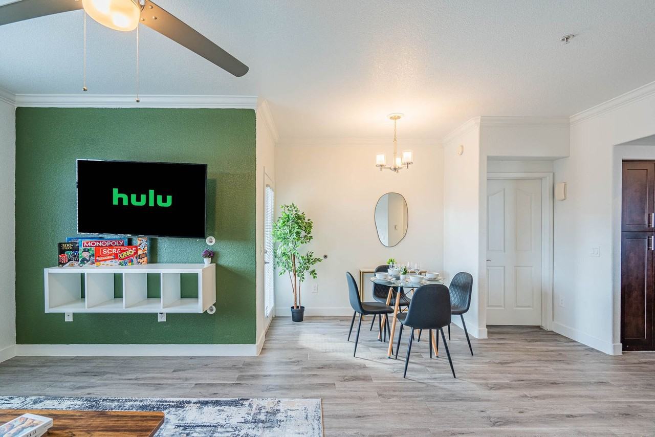 2150 S 55th St #1386552P - Photo 7 of 50