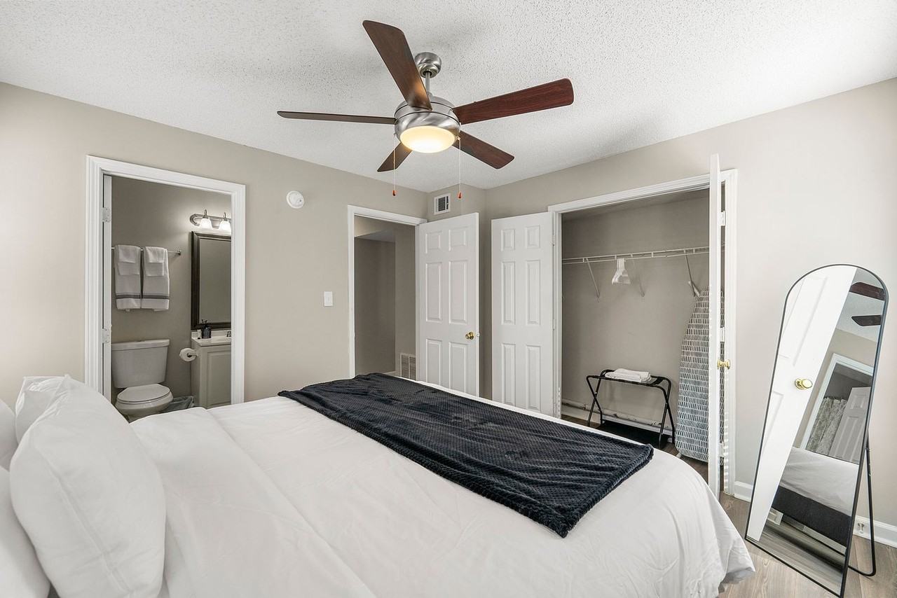 987 Collier Rd Nw #1388425P - Photo 7 of 15